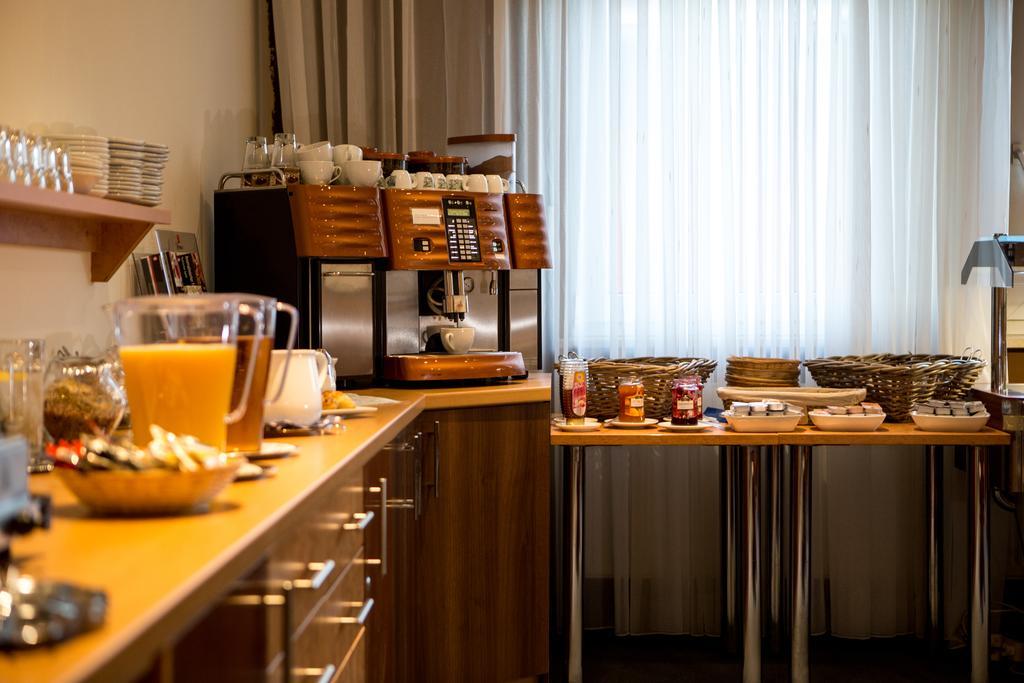 Hotel Thannhof Schweitenkirchen Buitenkant foto